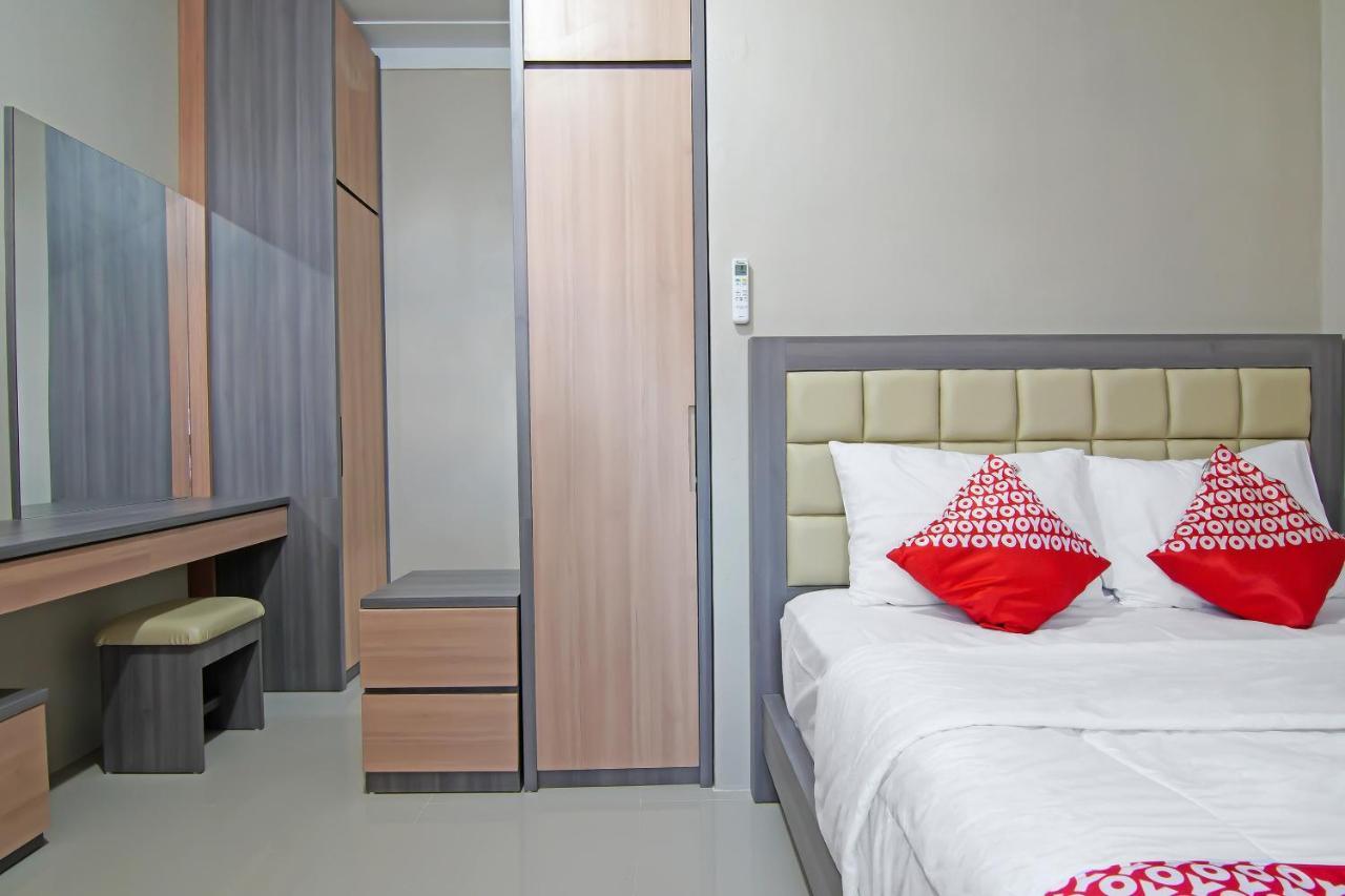 Oyo 91681 Raysa Homestay เปกันบารู ภายนอก รูปภาพ